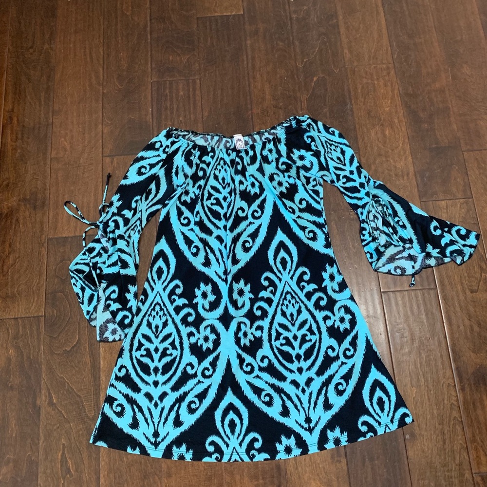 2B together Los Angeles size medium